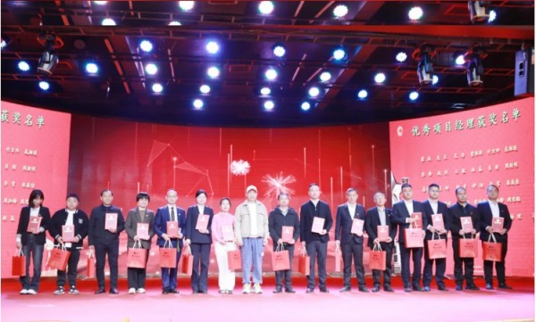 长沙清洁,长沙清洁服务,长沙专业清洁,长沙清洁公司,湖南专业清洁,长沙保洁公司,长沙专业保洁,长沙物业保洁