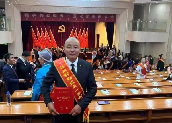 长沙清洁,长沙清洁服务,长沙专业清洁,长沙清洁公司,湖南专业清洁,长沙保洁公司,长沙专业保洁,长沙物业保洁